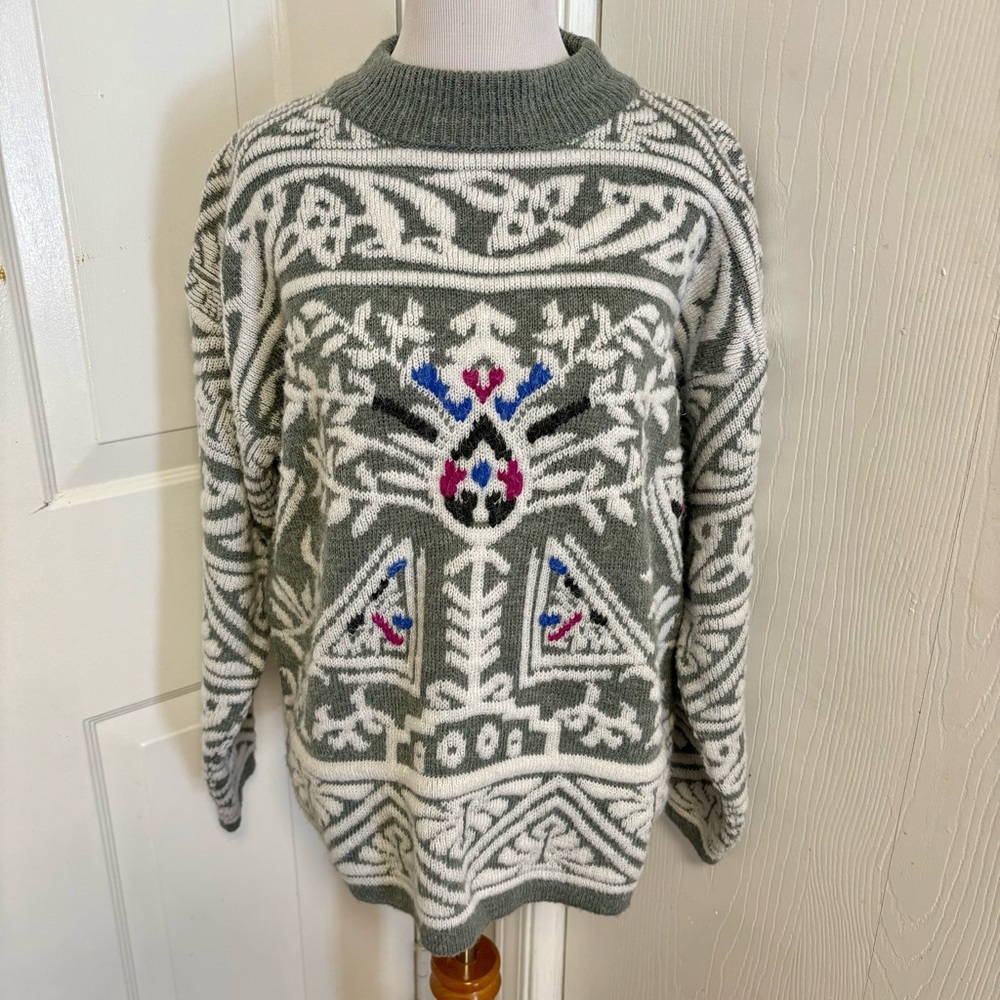 Vintage Castle Square Sweater